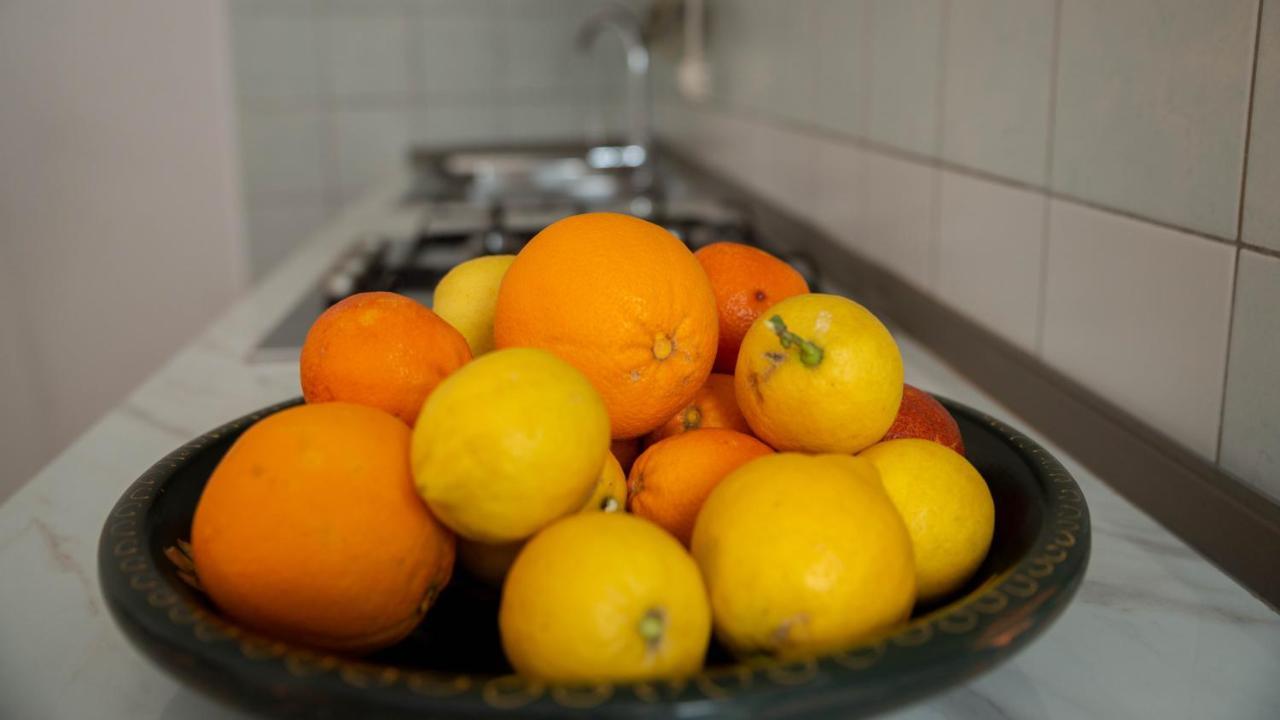 Appartamenti Melograno E Fico Loculi Exteriér fotografie